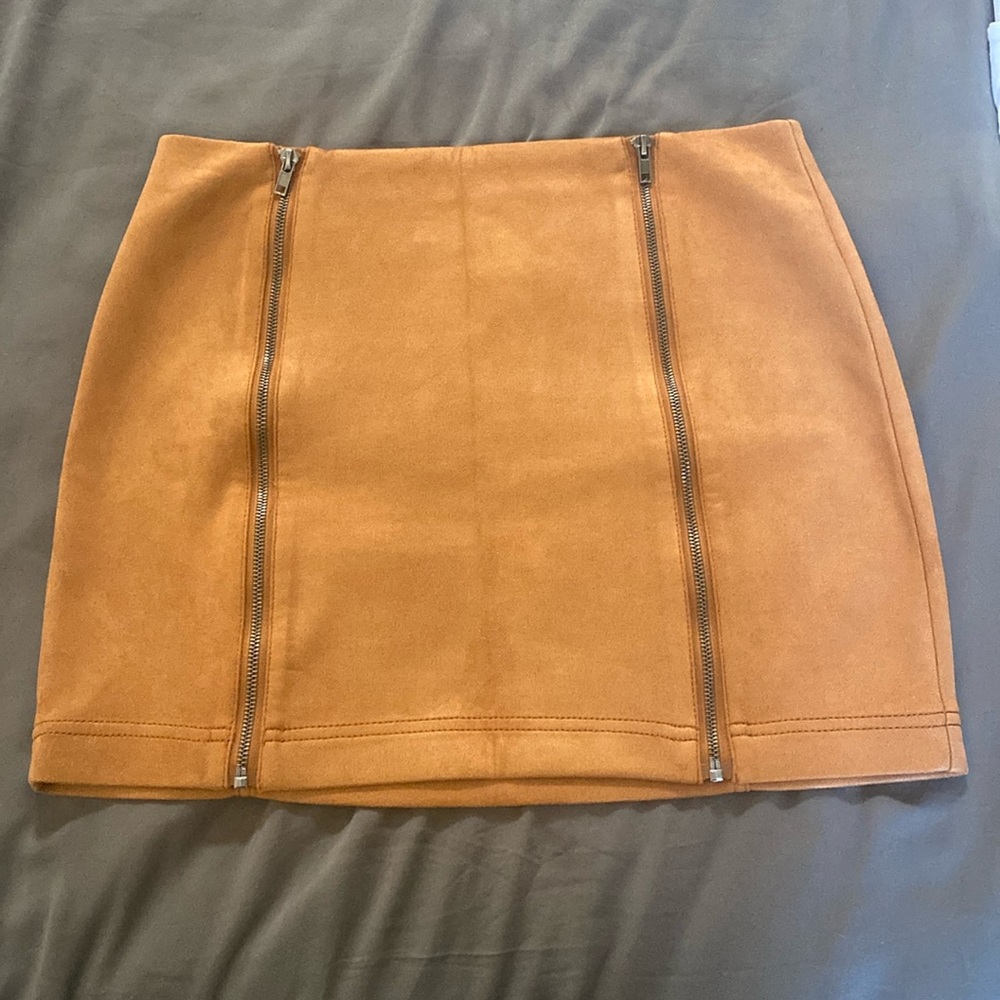 Zipper Accent Skirt L